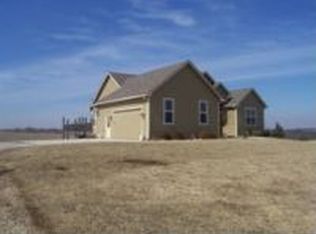 29351 195th St, Leavenworth, KS 66048