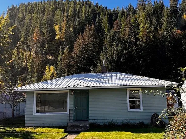 1023 E Larch Ave, Osburn, ID 83849