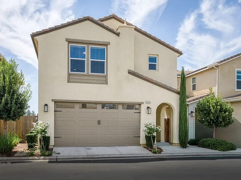 3654 Parkstone Way — Photo 1