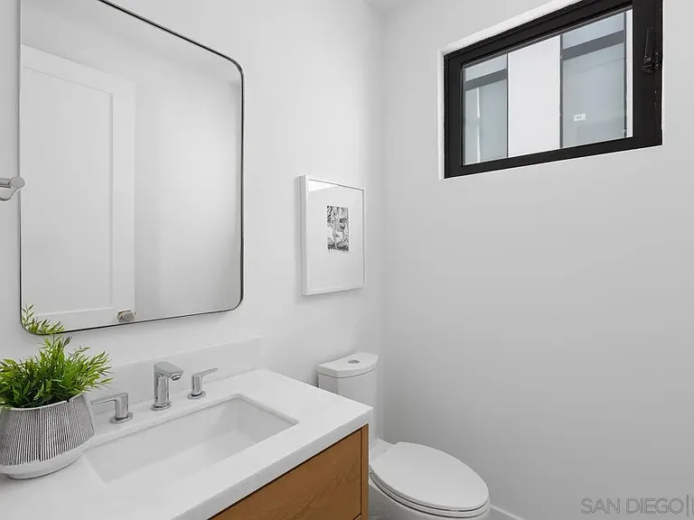 744 Bonair St — Photo 16