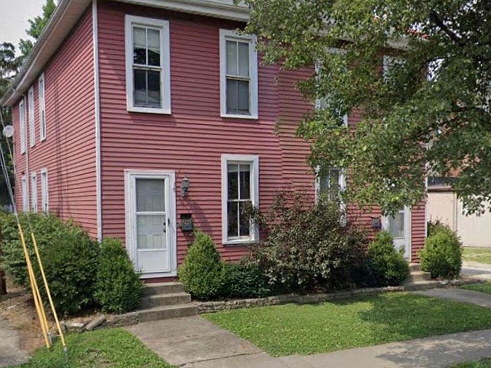 1st image of 300 W 3rd Ave