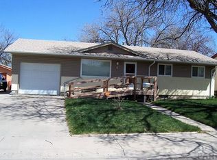 6 Wasatch Dr, Pueblo, CO 81005