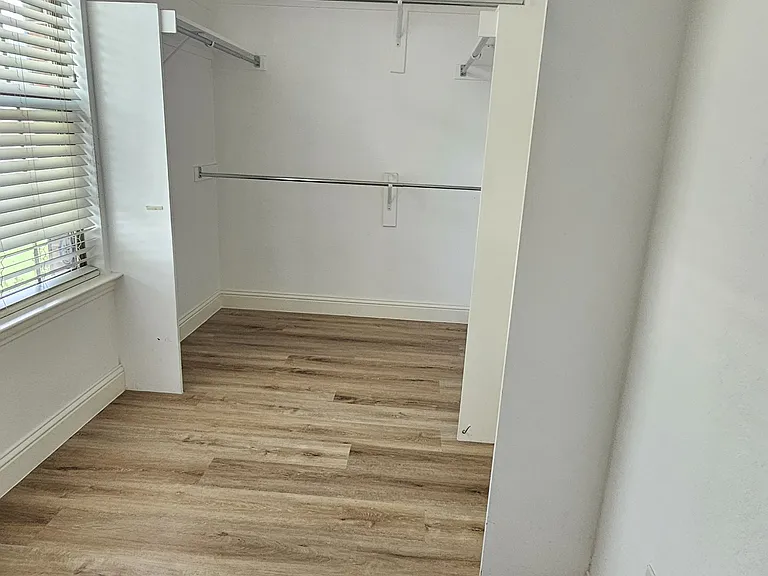 1201 Bradford Trace Dr — Photo 19