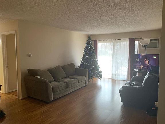 2nd image of 247 N Neltnor Blvd APT A2g