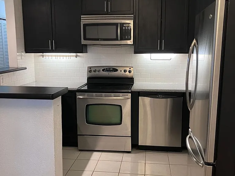 2800 Kalmia Ave #A203 — Photo 5