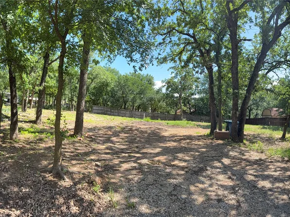 2285 Whispering Oaks, Flower Mound, TX 75022