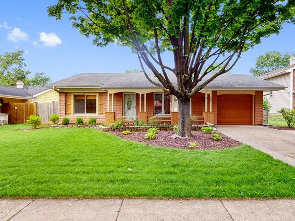 137 S Schmidt Rd, Bolingbrook, IL 60440