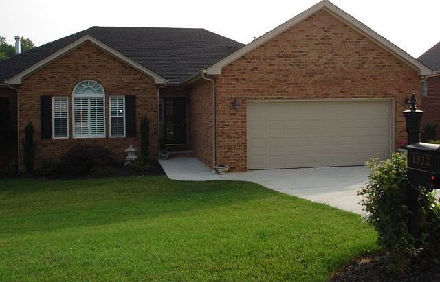 2nd image of 1332 Glenbrooke Dr