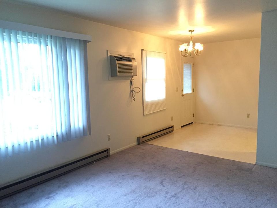 Living and dining room