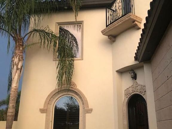 4th image of 3001 Santa Monica
