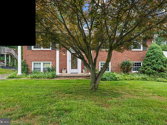 2nd image of 322 Cherry Chapel Rd