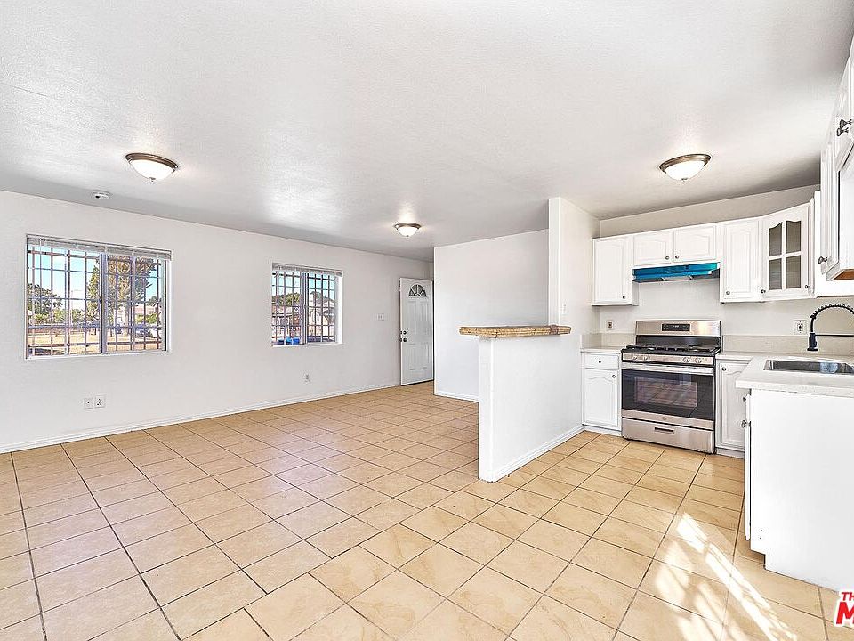 1st image of 10800 S San Pedro St