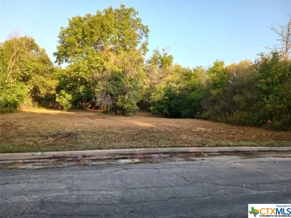 1308 S 4th St, Temple, TX 76504