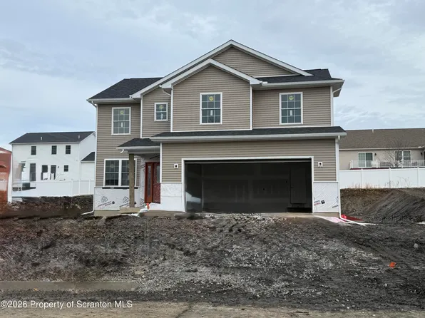 517 Poppy Ln, Moosic, PA 18507