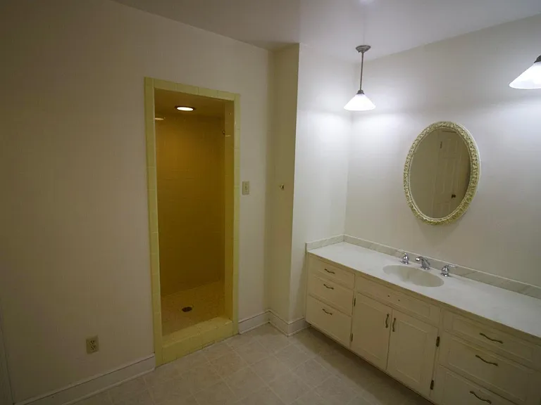 1502 Electric Rd SW — Photo 17