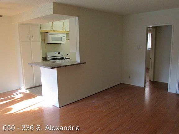 4th image of 336 S Alexandria Ave APT 14