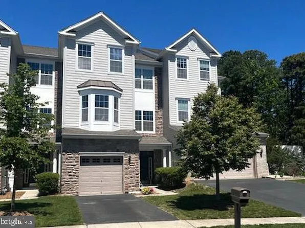 318 Hawthorne Ln, Barnegat, NJ 08005