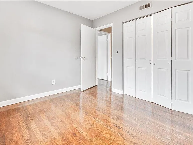1638 Crest Hill Ave #3 — Photo 9