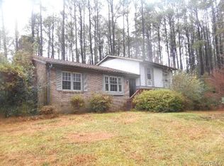 127 Cotton Ln, Brodnax, VA 23920
