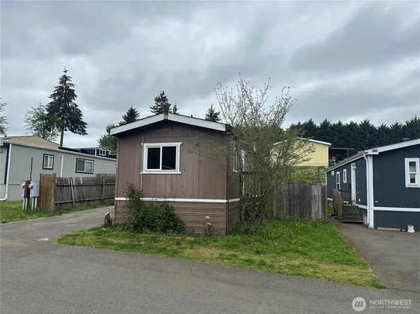 10206 218th Avenue E, Bonney Lake, WA 98391