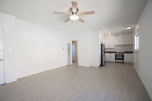 2nd image of 12915 Venice Blvd #31