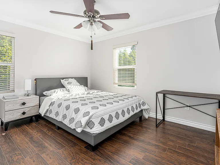6316 Skyline Dr — Photo 10