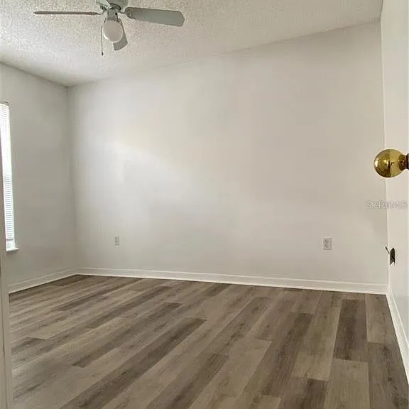 6867 Belmar Dr — Photo 16