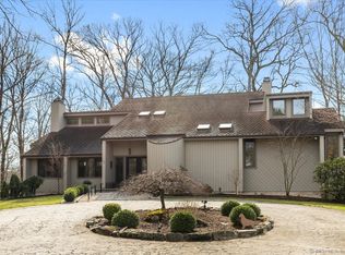 77 E Ridge Rd, Stamford, CT 06903