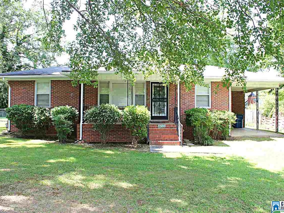 1st image of 1300 Dogwood Dr