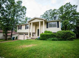 52 Kingspark Rd, Little Rock, AR 72227