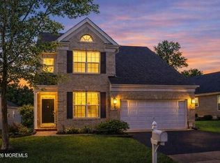 7 Hartack Rd, Manalapan, NJ 07726