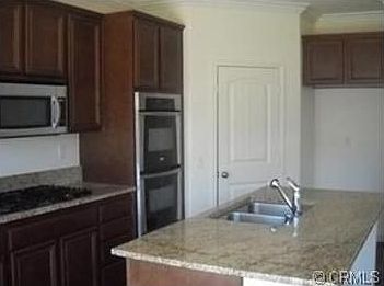 4th image of 32617 Dorset Ct