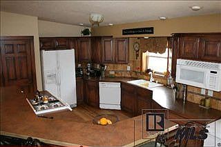 5th image of 27587 Silver Spur St