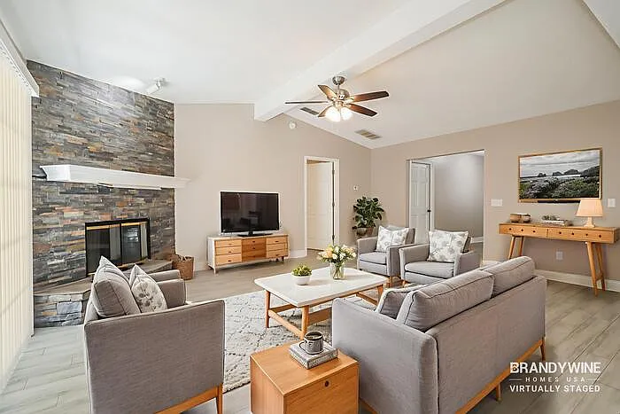 3555 Barbizon Ct — Photo 6