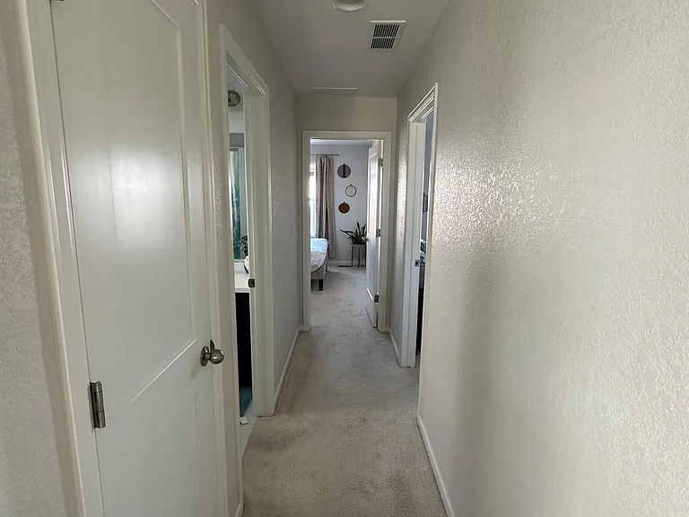 524 W 174th Pl — Photo 9
