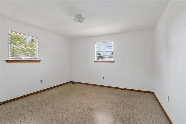 1313 Flanders St — Photo 8