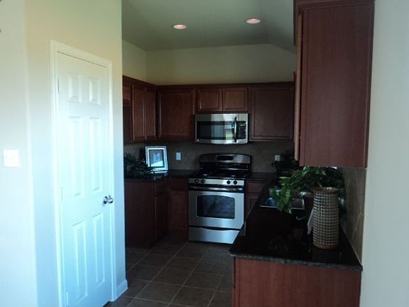 220 Voyager Cove