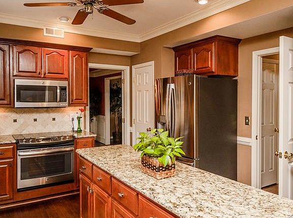 4th image of 10278 Penningcroft Ln