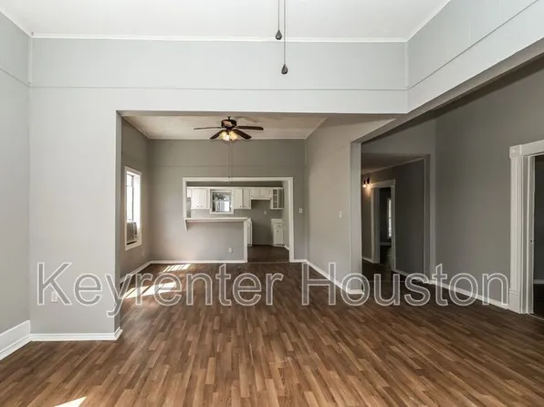 4610 Schroeder St, Houston, TX