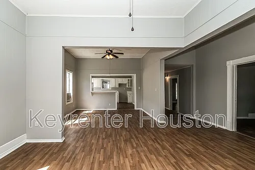 4610 Schroeder St #1 Photo 1