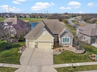 9963 Fountain Cir, Lenexa, KS 66220