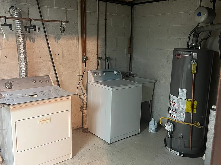 20 Odeon Ct — Photo 26