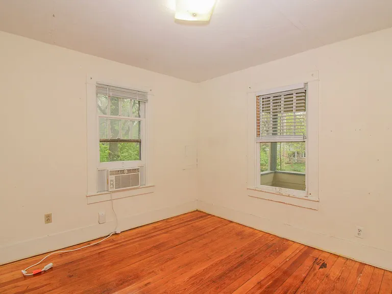 1721 Cliff Dr — Photo 6