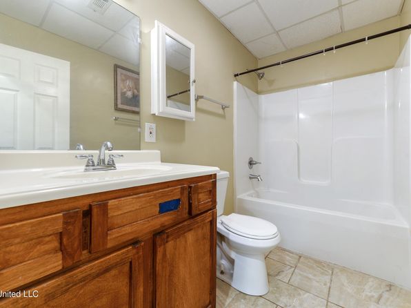 gulfport-mississippi-246859807 picture