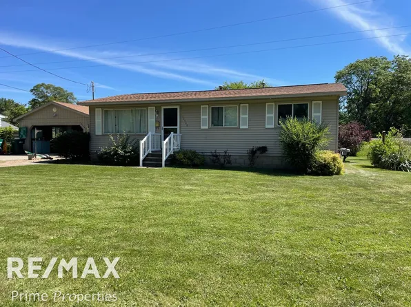 11966 W Washington Ave, Mount Morris, MI 48458