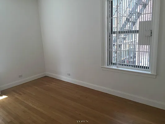 Rented by Town Residential | media 8