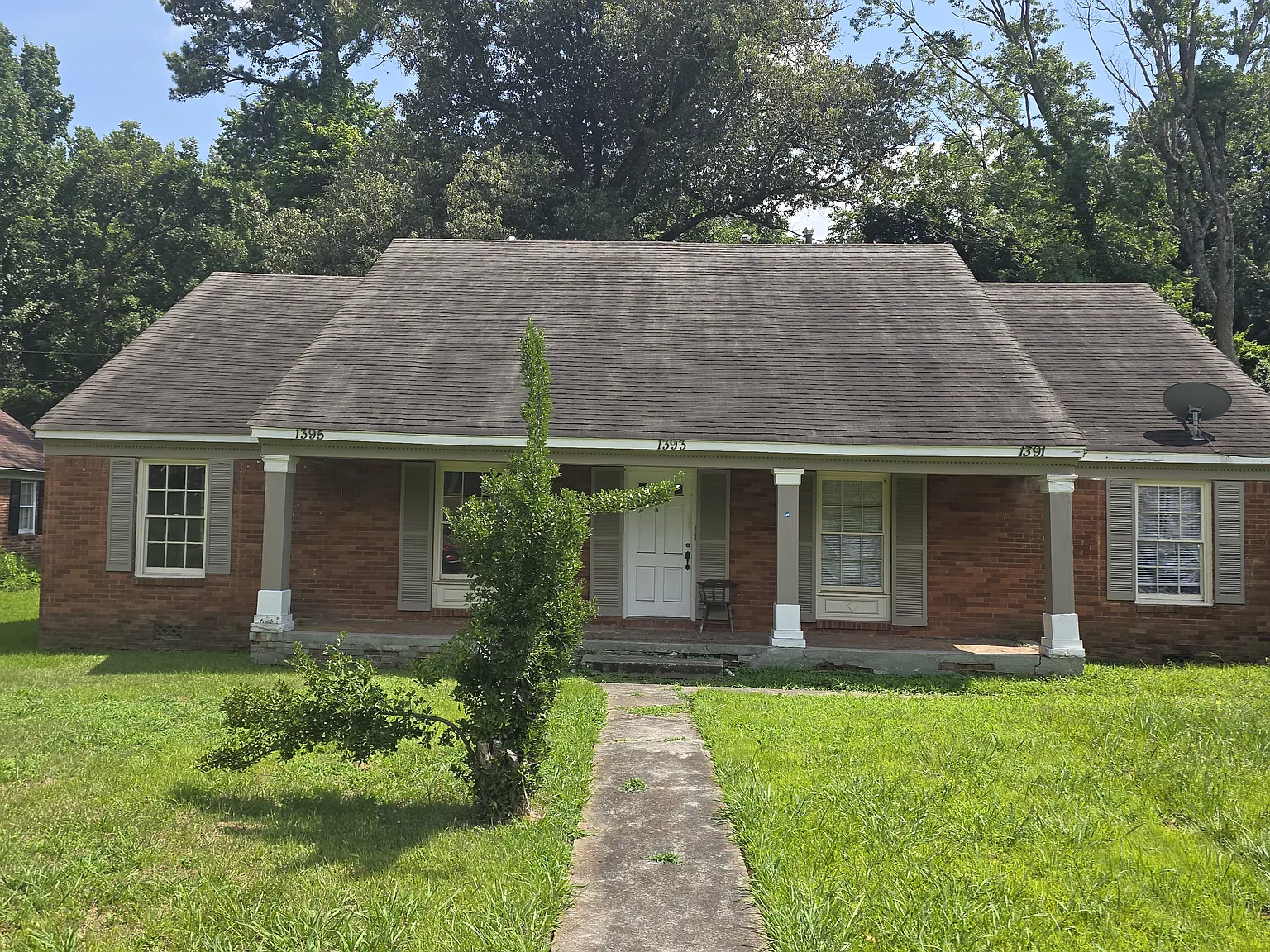 Adorable 2-Bed, 1-Bath Home! — Photo 1