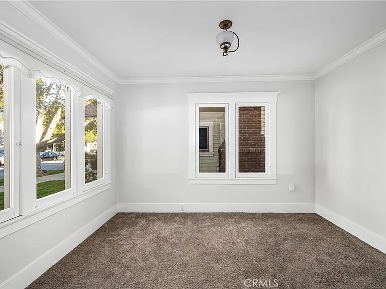243 N Grand St — Photo 7
