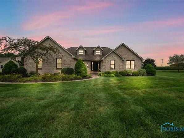 623 Church St, Bradner, OH 43406