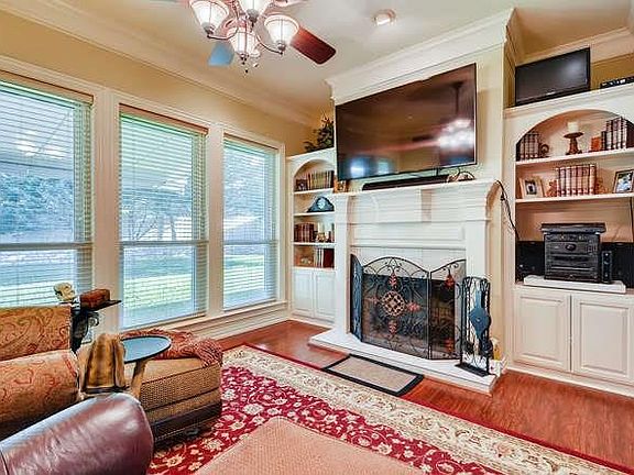5th image of 1812 Lakeridge Dr